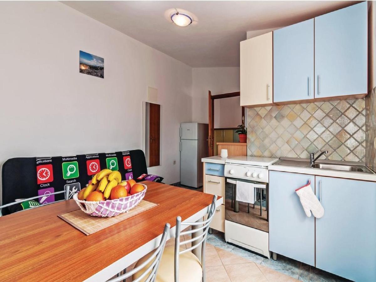 Apartments Hak Vir Exterior photo